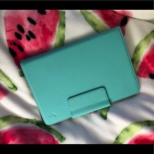 M-Edge Tablet Case • 7-8”